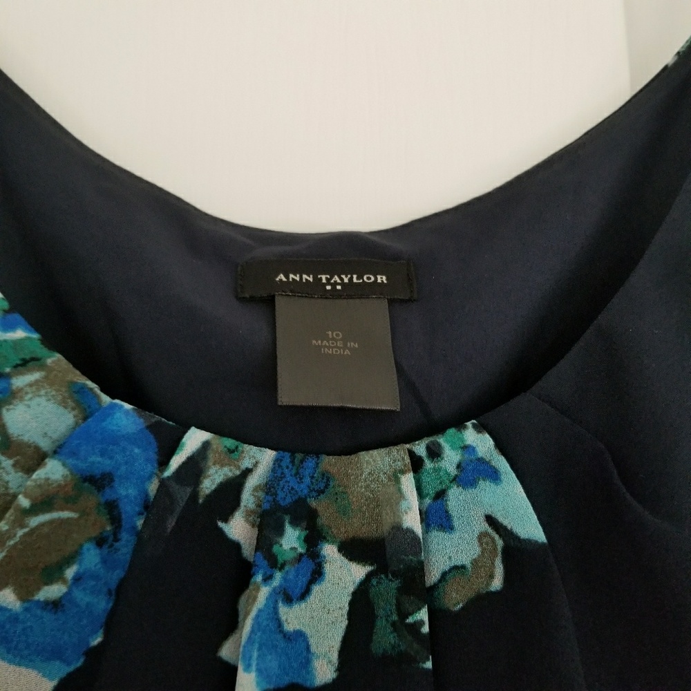 ANN TAYLOR FLORAL DRESS - Picture 5 of 8